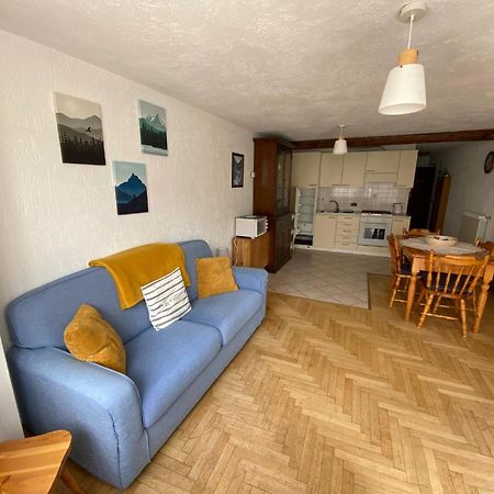 Casa Vacanze A La Salle Bagian luar foto