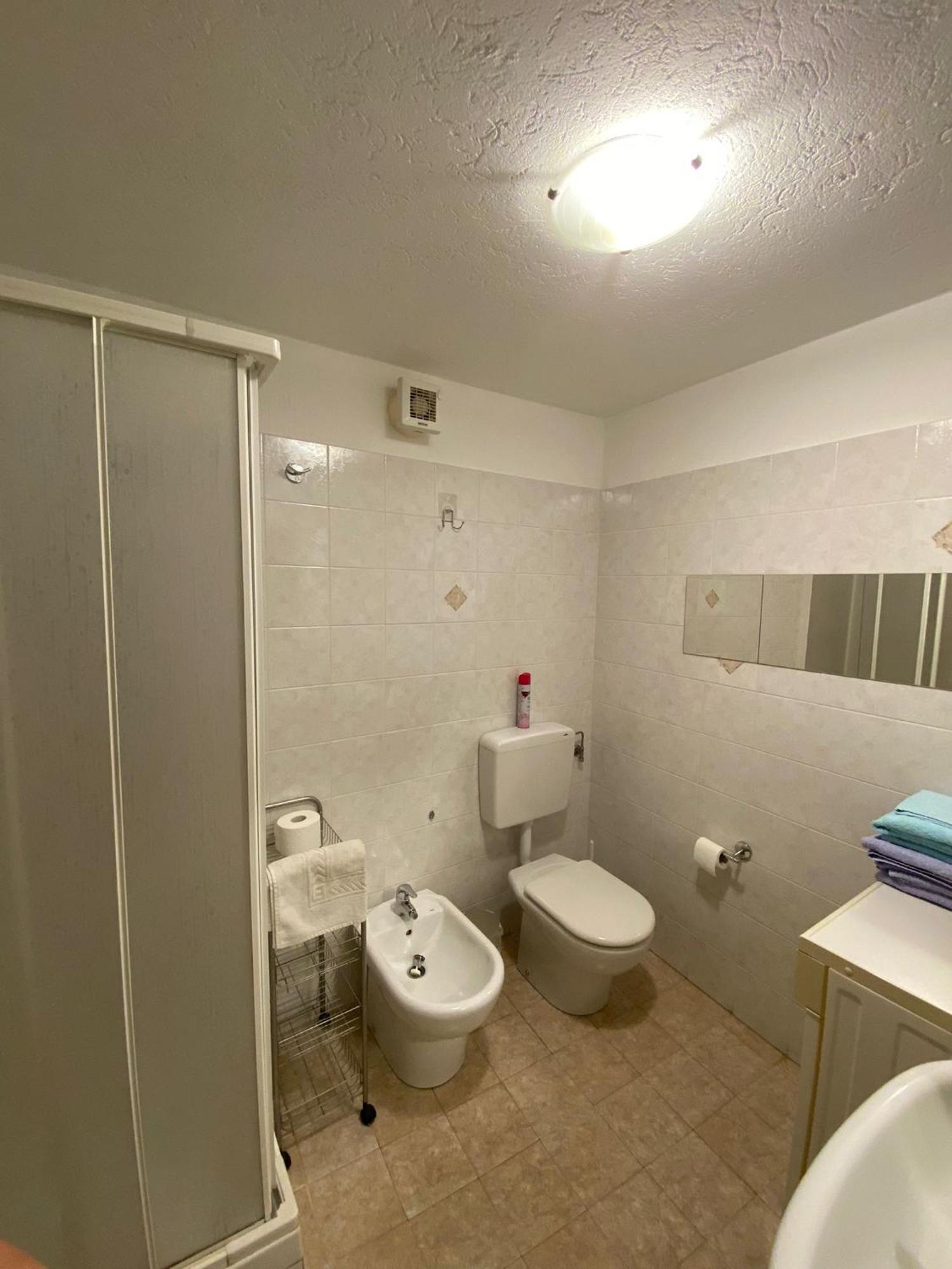 Casa Vacanze A La Salle Bagian luar foto