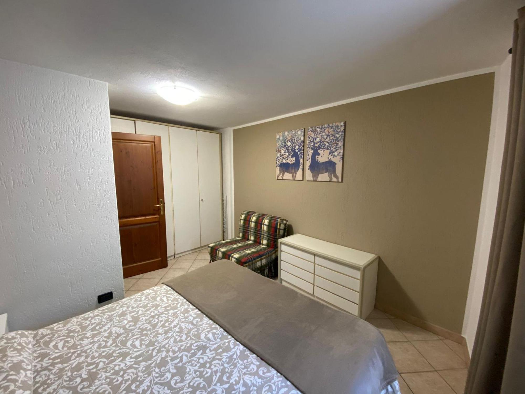 Casa Vacanze A La Salle Bagian luar foto