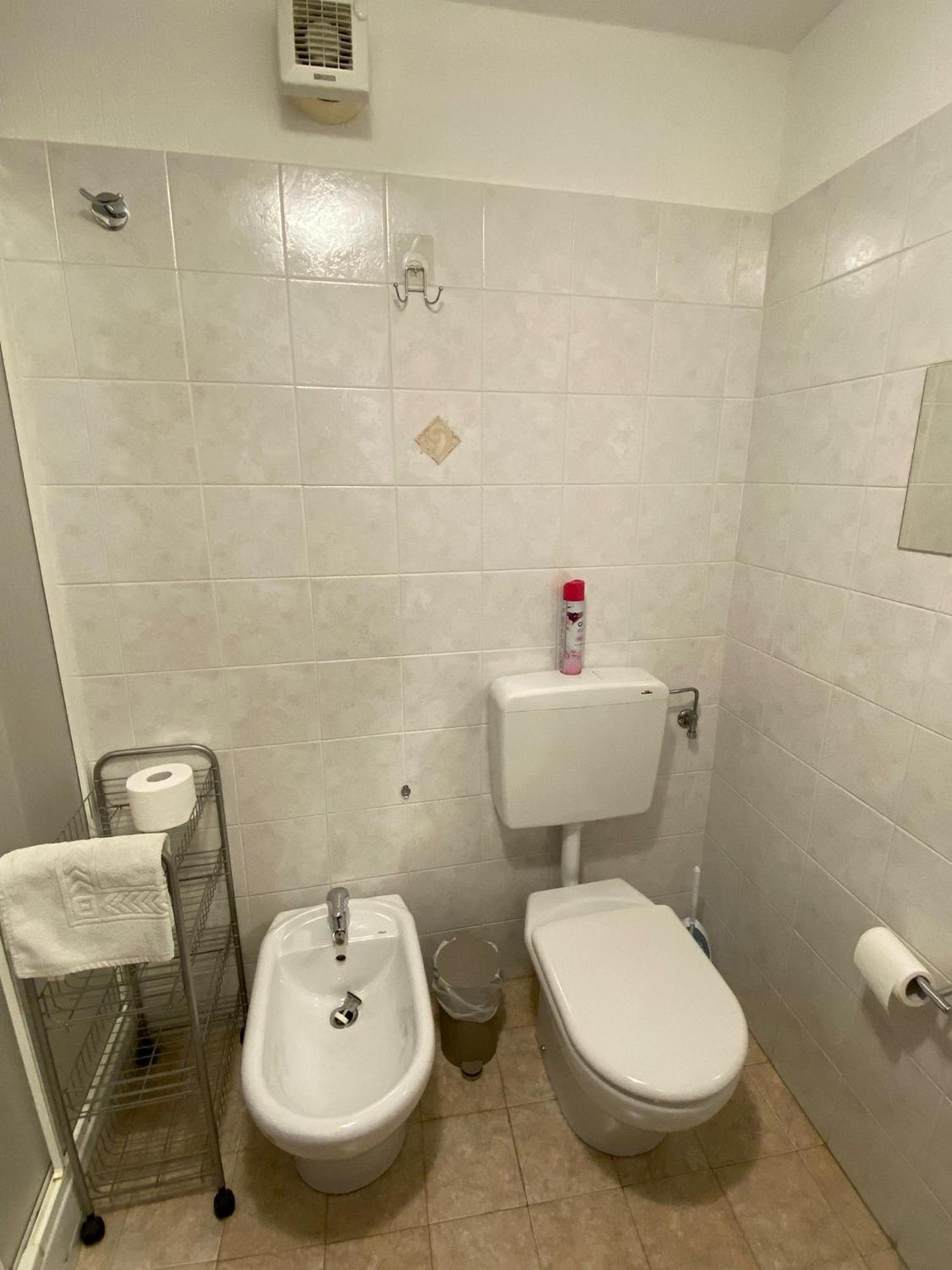 Casa Vacanze A La Salle Bagian luar foto