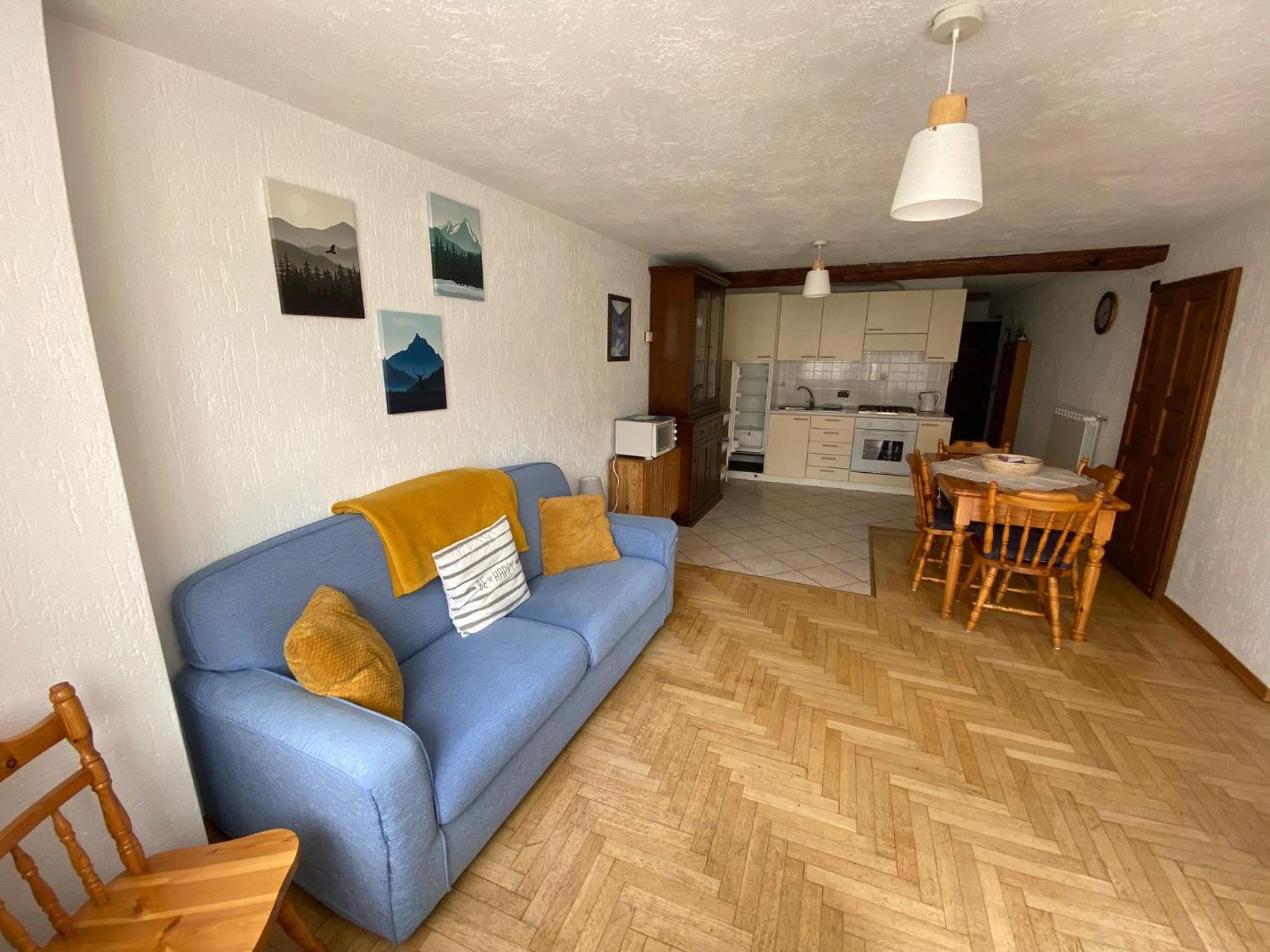 Casa Vacanze A La Salle Bagian luar foto